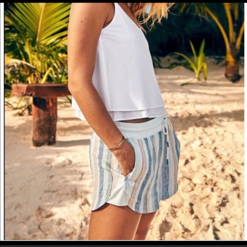 Athleta Beachside Bali Linen Shorts